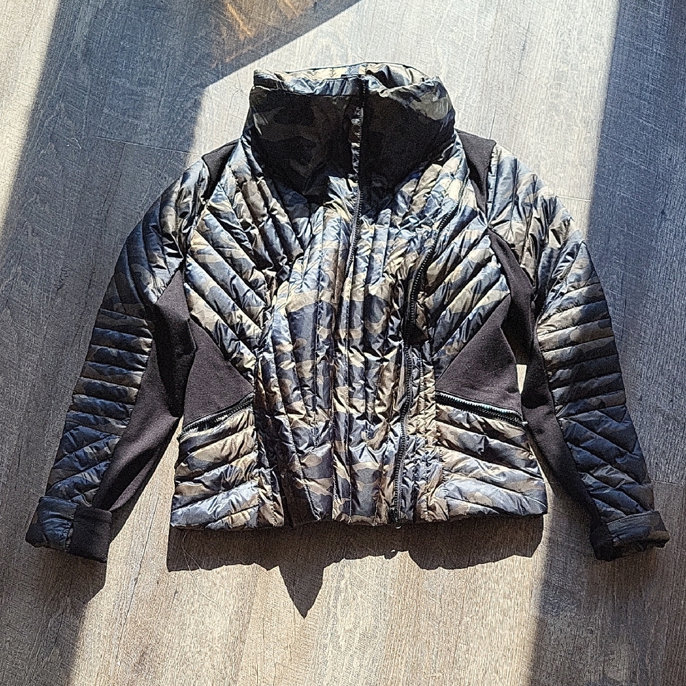 Blanc Noir Camouflage Puffer Jacket